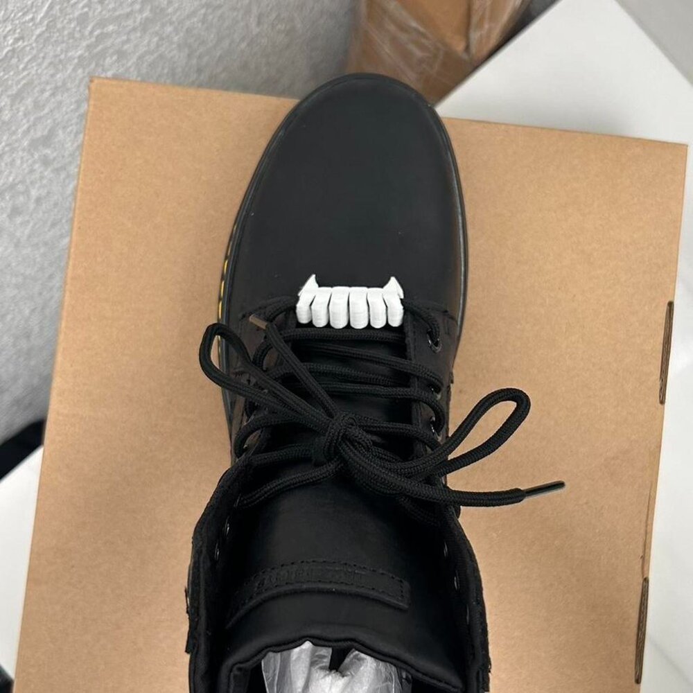 Emo/Punk/Alternative Halloween Vamp Fangs Teeth Custom Lace Lock / Charms - Picture 5 of 9